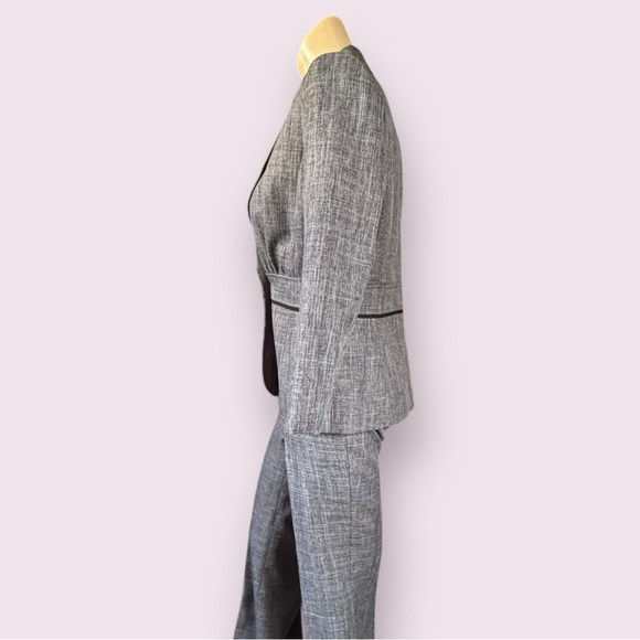 VTG Y2K Women’s Gray Pantsuit Blazer Set, Y2K Office Siren Core, Corp. Baddie - Picture 5 of 16